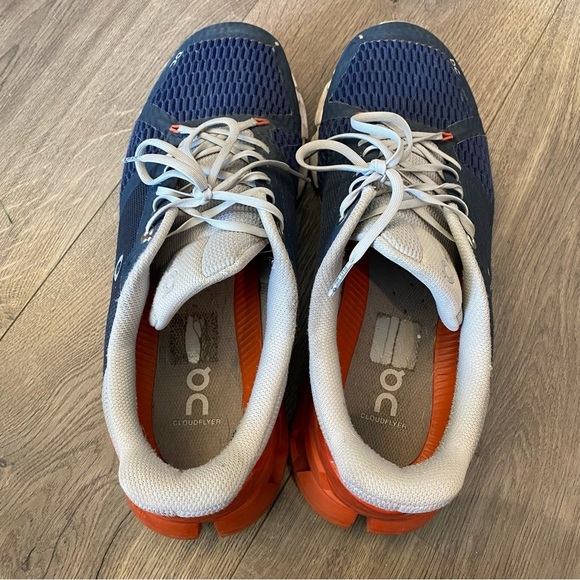 On Running On Cloud Flyer Size 10 - Picture 3 of 11